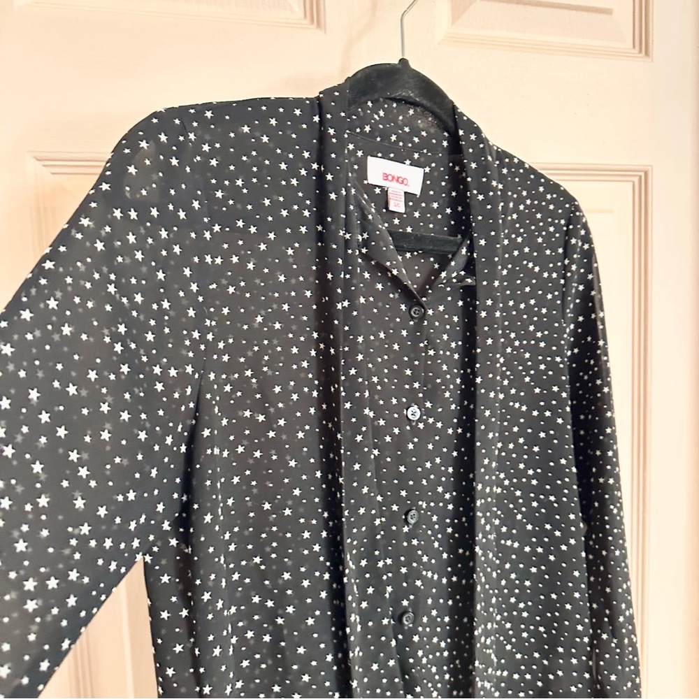 Black star print bongo button up - image 3